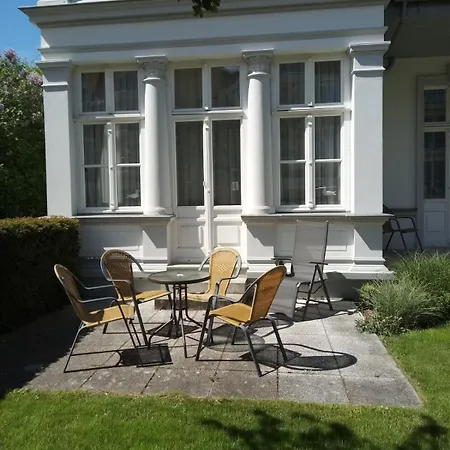 Schoene In Seebad Bansin 200m Vom Apartman Heringsdorf