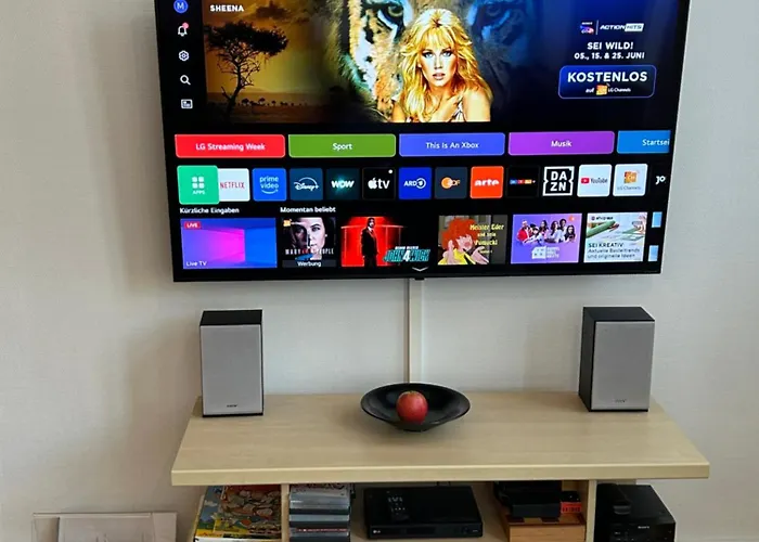 Schoene In Seebad Bansin 200m Vom * הרינגסדורף